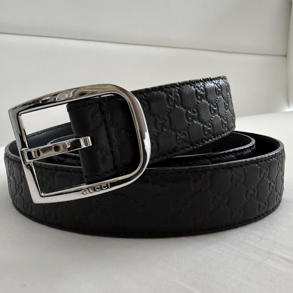 Gucci Other - Gucci Belt
Microguccissima Leather
Black, Silver D-Ring Buckle, Size 100/40